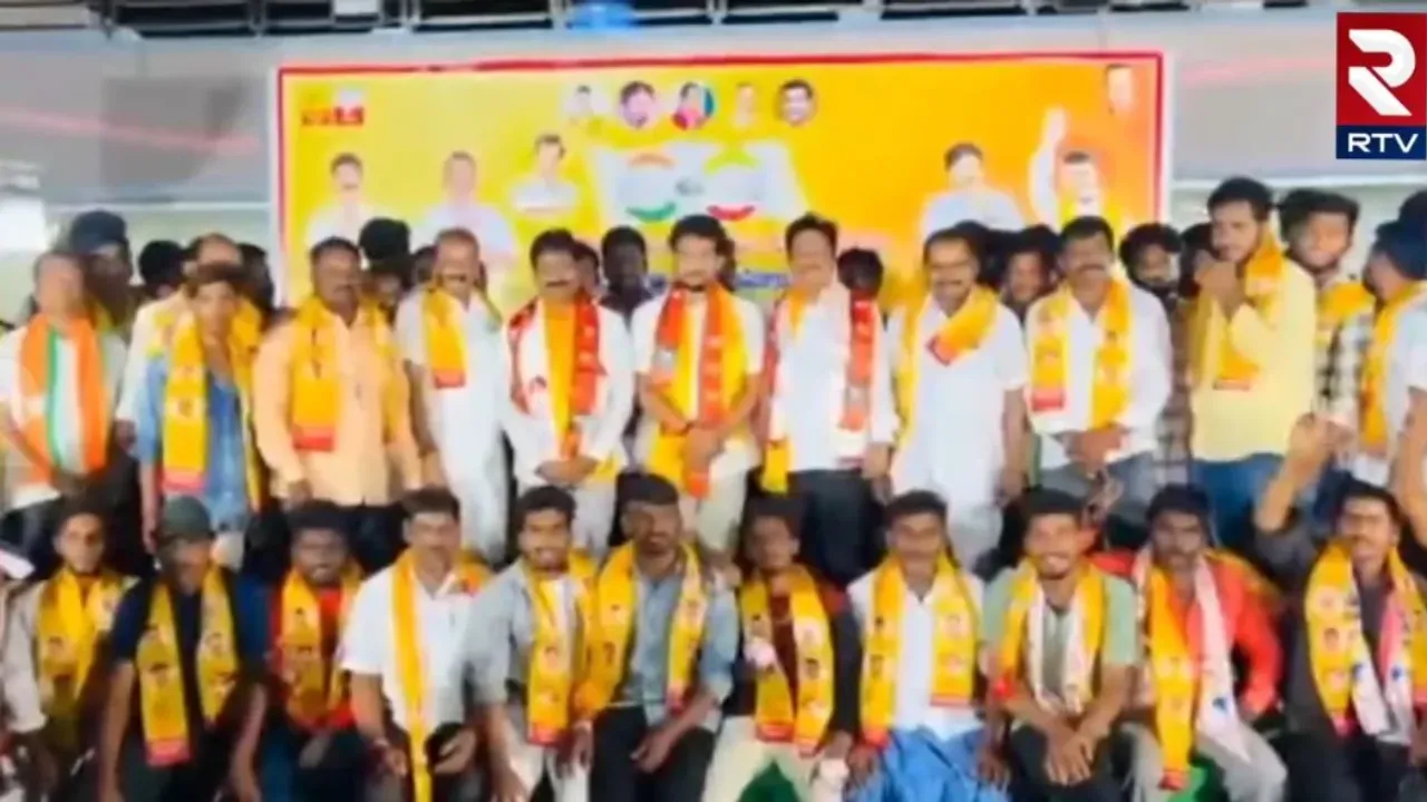 AP: వైసీపీకి బిగ్ షాక్.. టీడీపీలో చేరిన కాపు నాయకులు..!