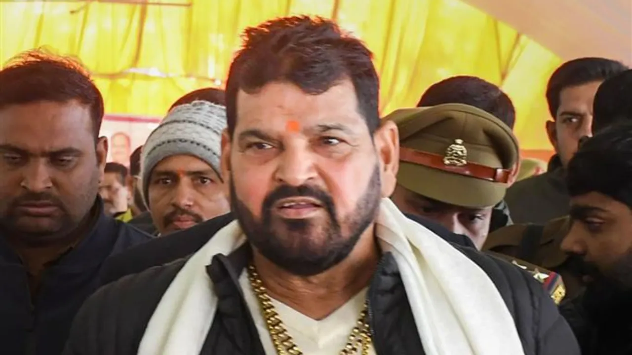 Brij Bhushan Singh: బీజేపీ ఎంపీ బ్రిజ్ భూషణ్ సింగ్‌‌కు బిగ్ షాక్
