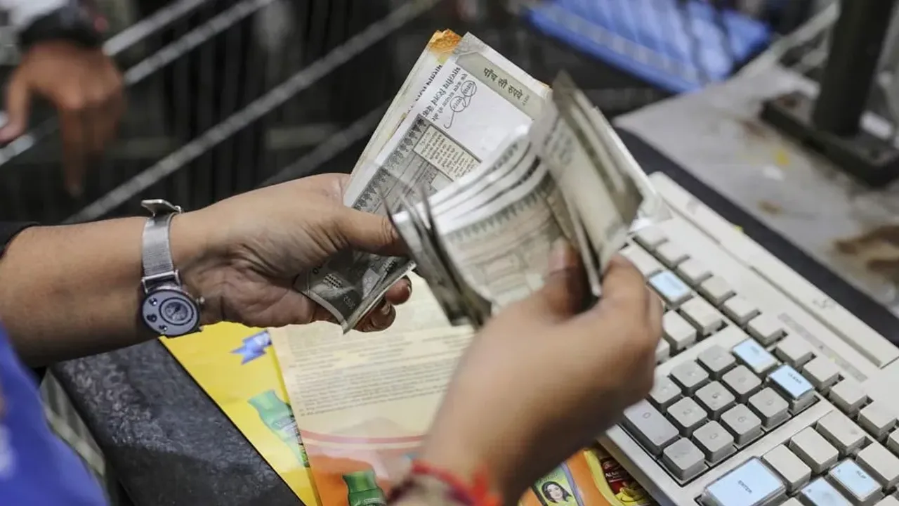Cash Transactions: యూపీఐ ఉన్నా.. క్యాష్ ట్రాన్సాక్షన్స్ తగ్గలేదు 