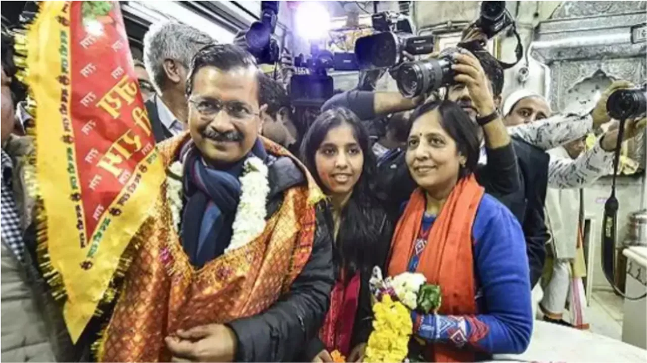 Delhi: యాక్షన్‌లోకి దిగిపోయిన ఆప్ సీఎం కేజ్రీవాల్..ఢిల్లీలో రోడ్‌షో