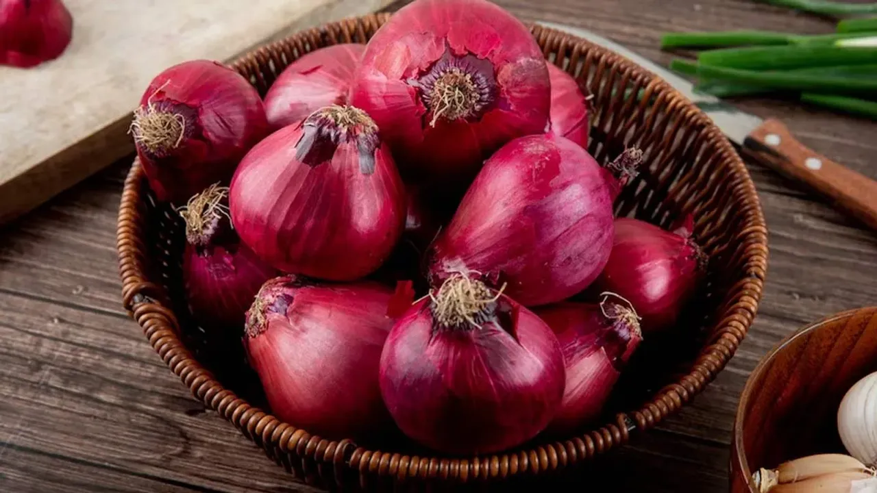 Onions: వేసవిలో ఉల్లిపాయలతో ఎంతో మేలు.. తప్పక తెలుసుకోండి!