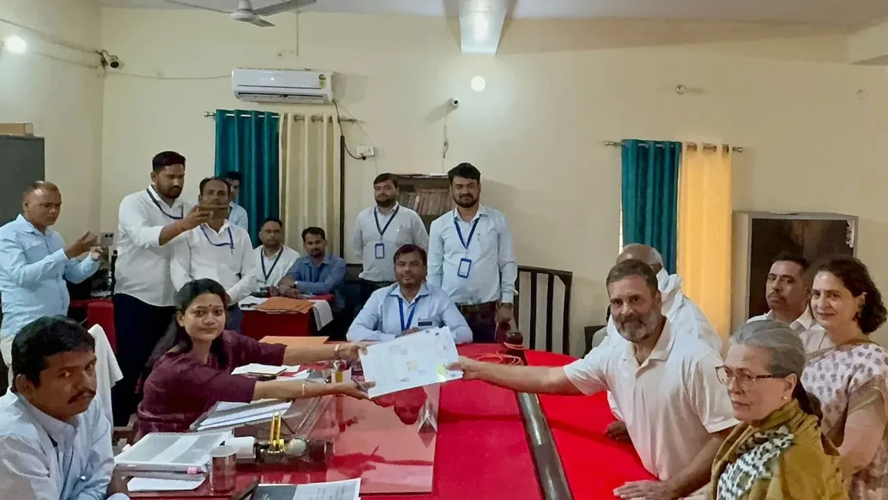 Rahul at Raebareli: రాయ్‌బరేలీ నుంచి రాహుల్ గాంధీ.. అమేథీని కాదని అక్కడే ఎందుకు?