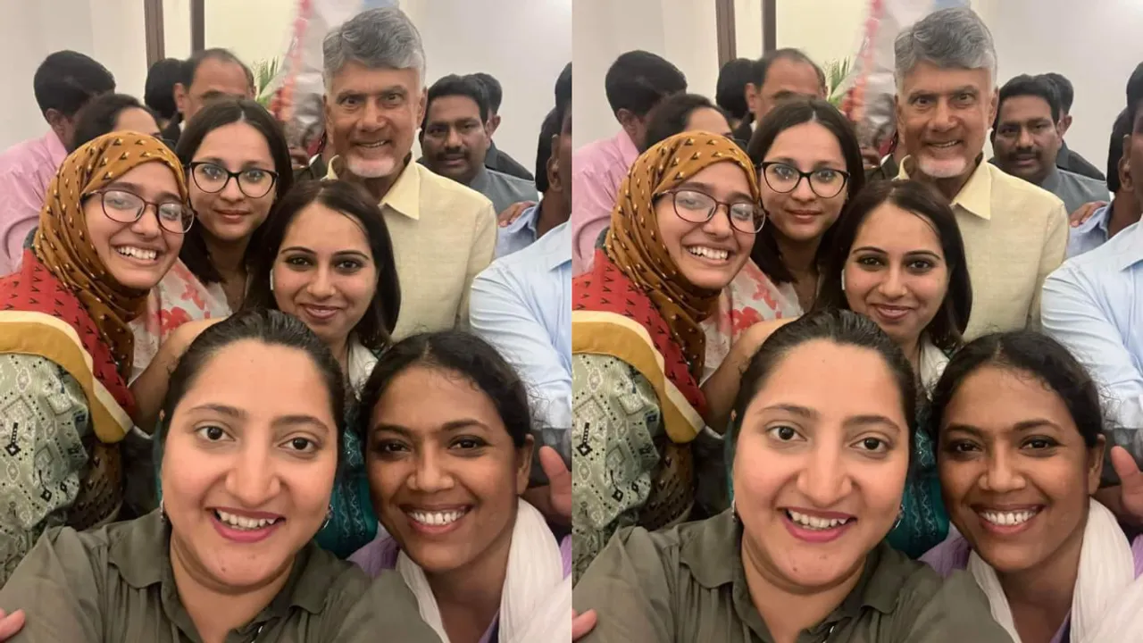 Chandra babu Naidu: చంద్రబాబుతో జాతీయ మహిళా జర్నలిస్టుల సెల్ఫీ..