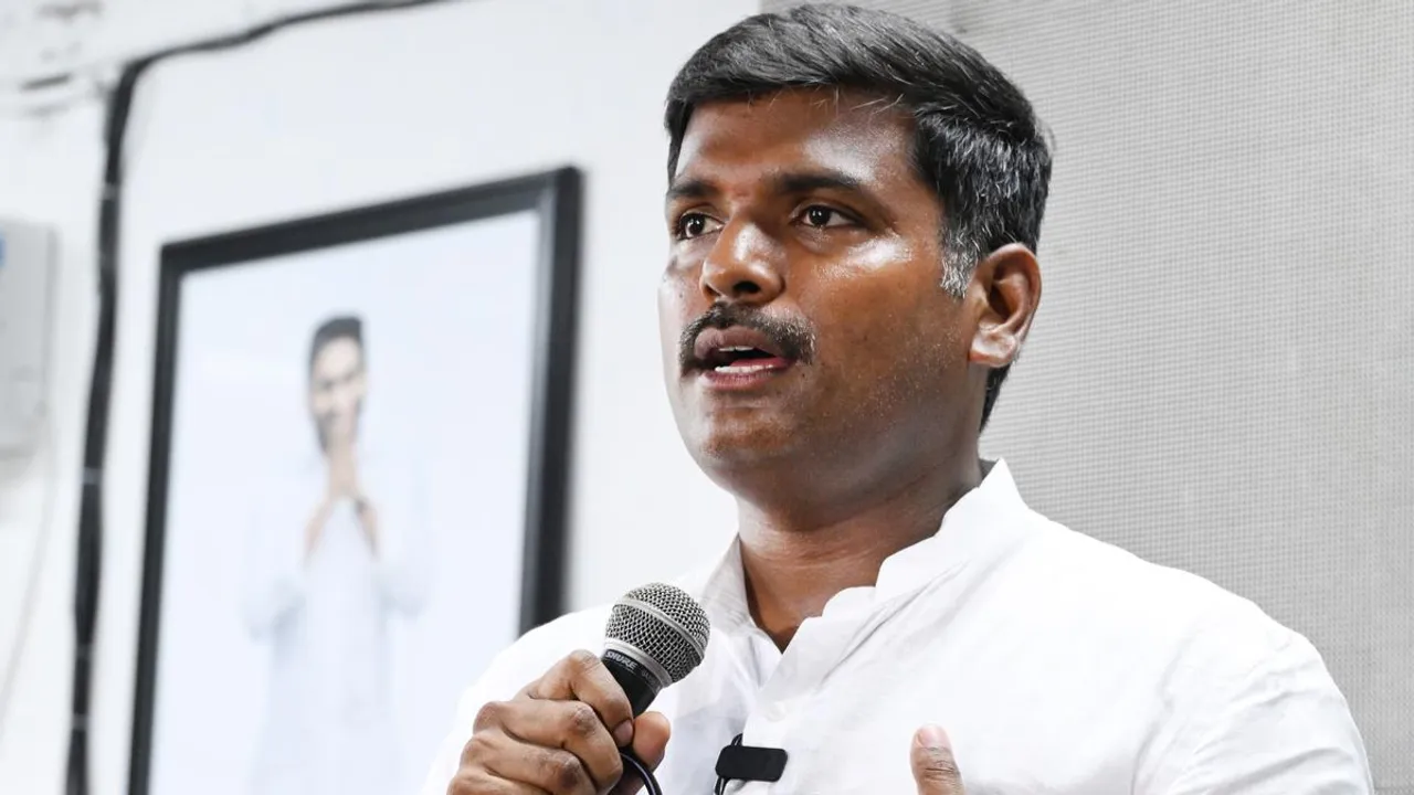 Gudivada Amarnath: పోరంబోకు స్థలంలో నిర్మించారు.. ప్రభుత్వంపై గుడివాడ అమర్నాథ్ ఫైర్..!