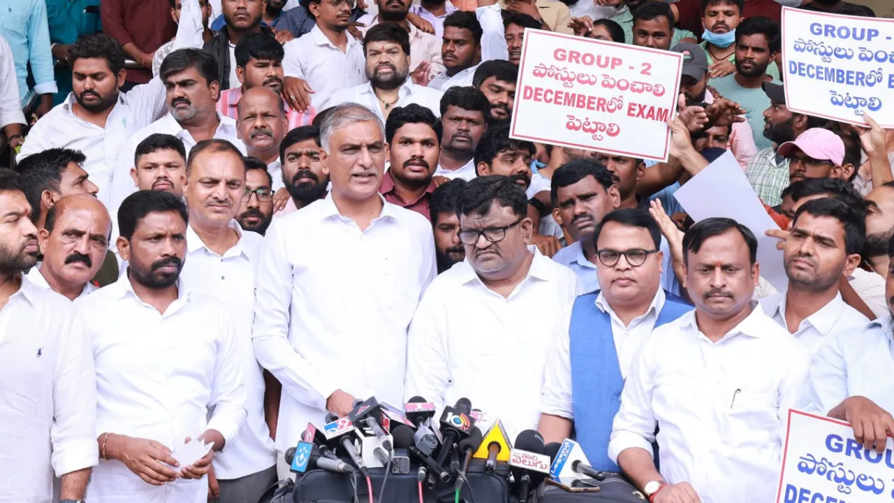 Harish Rao:  ప్రశ్నిస్తే కేసులు పెడుతున్నారు.. హరీష్ రావు ఫైర్