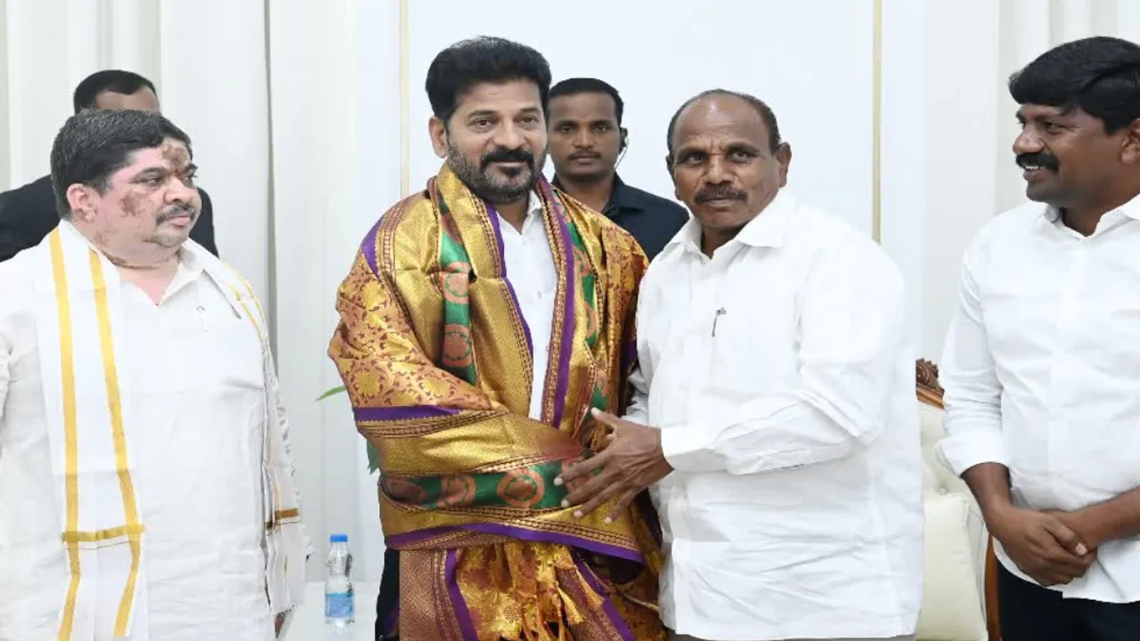 BRS MLA: బీఆర్ఎస్‌కు బిగ్ షాక్... కాంగ్రెస్‌లోకి మరో ఎమ్మెల్యే