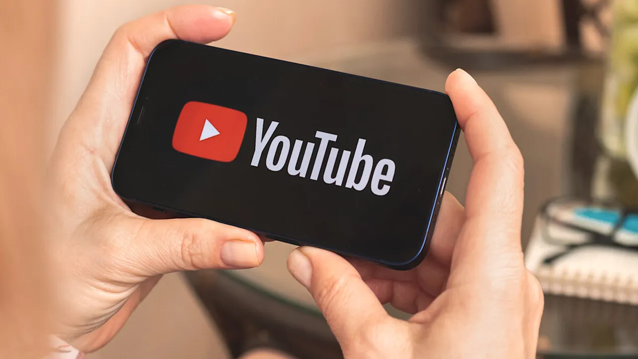 YouTube New Feature: యూట్యూబ్ 'థంబ్‌నెయిల్ టెస్ట్ & కంపేర్' పేరుతో కొత్త ఫీచర్..