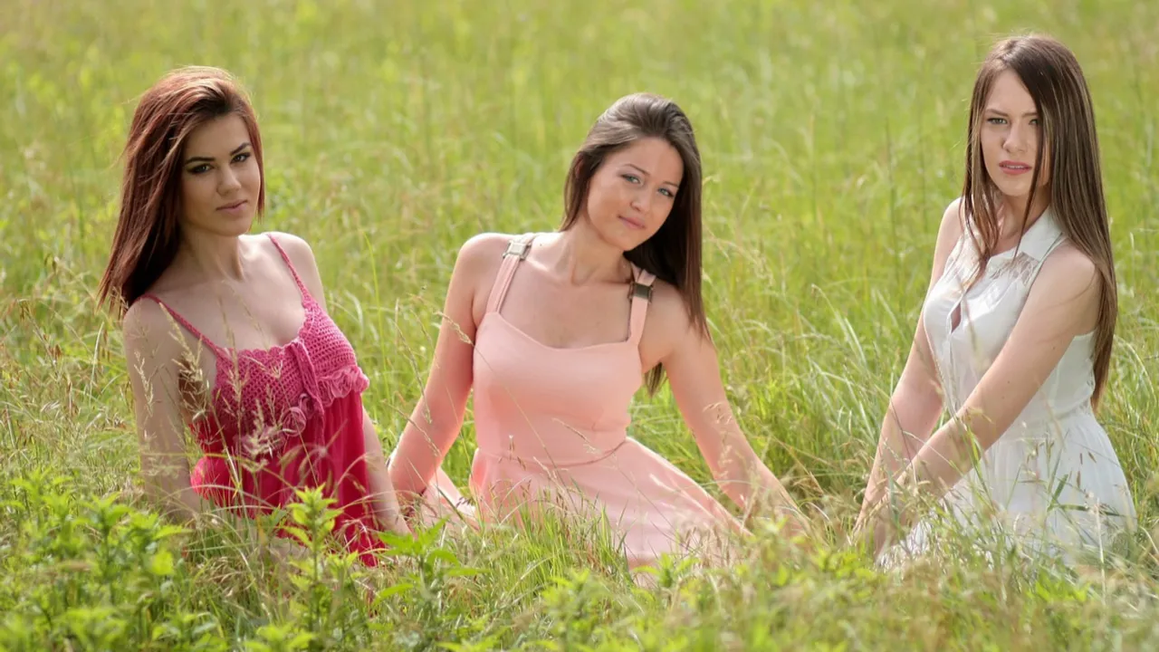 One Piece Dresses: ఈ లేత రంగుల డ్రెస్సులను వాడండి.. ఎండ వేడి నుంచి ఉపశమనం పొందుతారు!