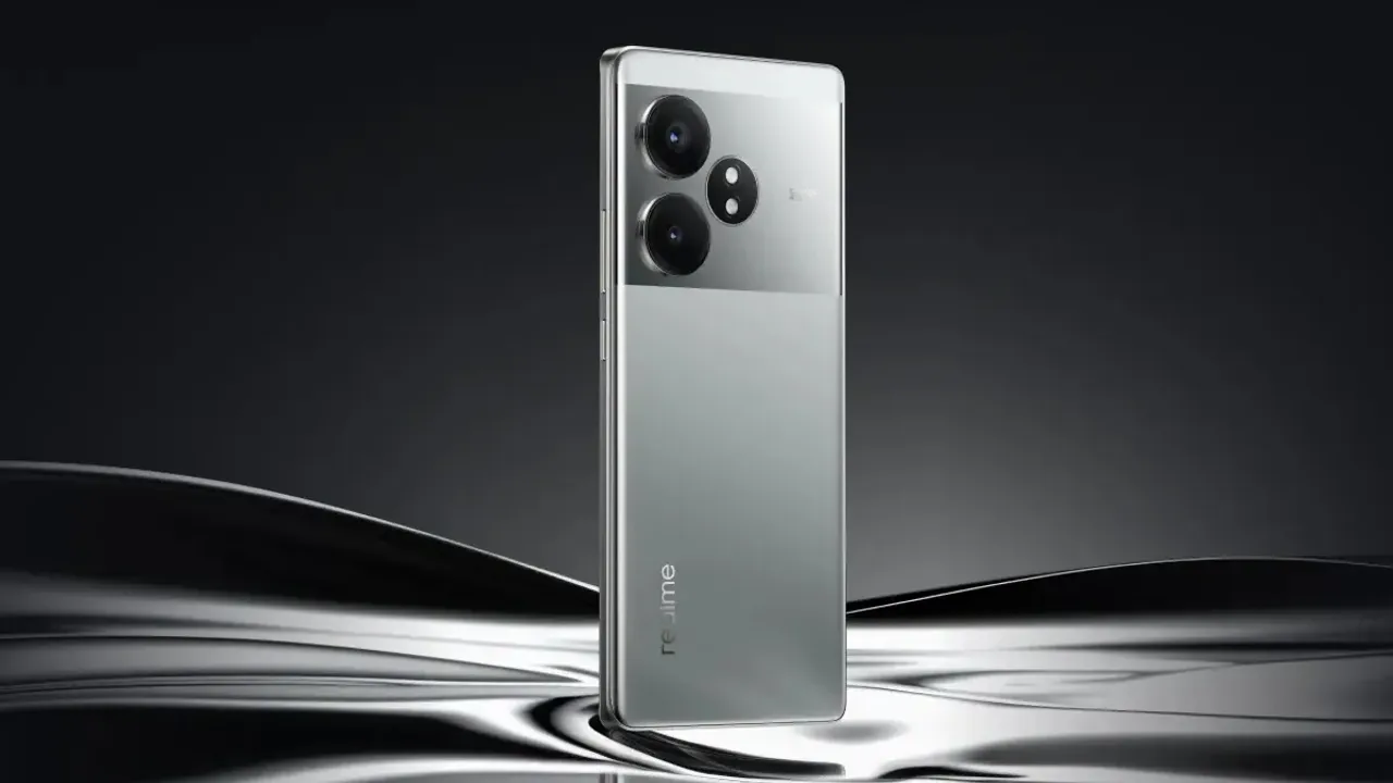 Realme GT 6: పవర్ ఫుల్ బ్యాటరీ, డిస్ప్లే, ప్రాసెసర్ తో కొత్త Realme ఫోన్ లాంచ్..