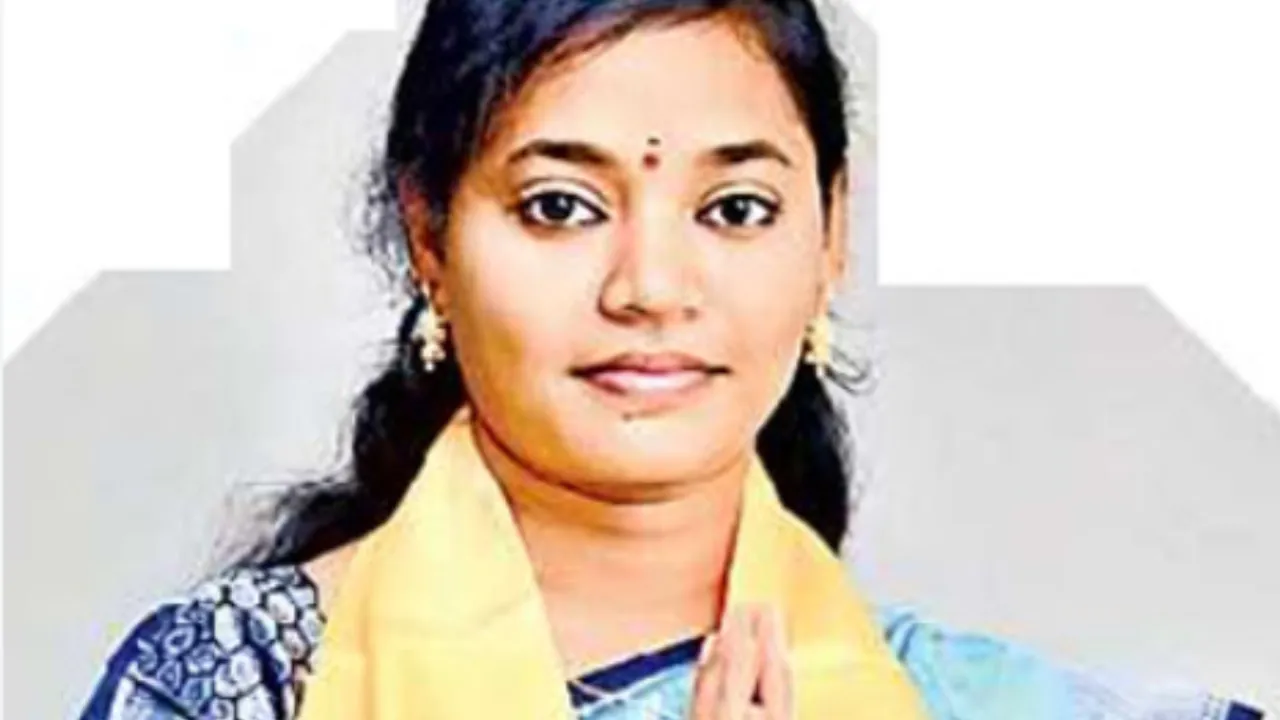 TDP: 15 ఏళ్ల తరువాత ఎమ్మెల్యేగా టీడీపీ జెండా ఎగరేసిన అంగన్వాడీ టీచర్‌..!