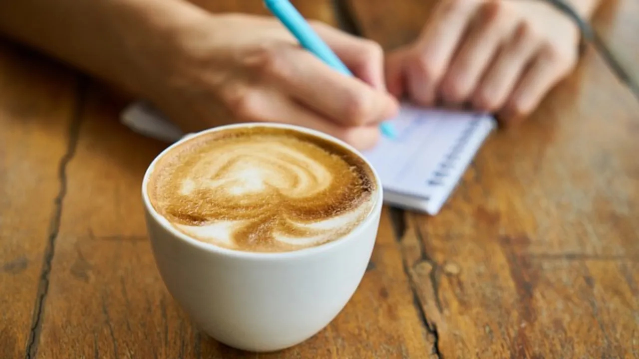 Coffee: గంటల తరబడి కూర్చుని పనిచేసే వారి కోసమే ఈ వార్త.. మరణాల ముప్పును కాఫీ తగ్గిస్తుందట!