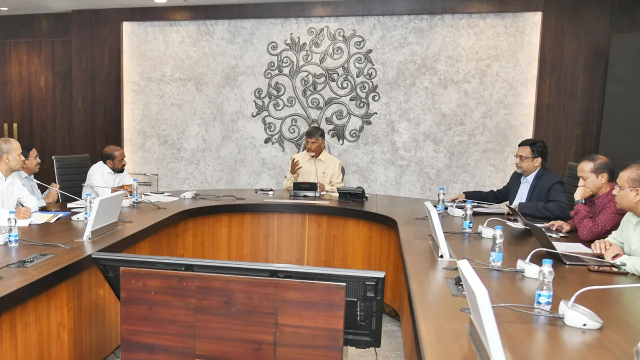 సీజనల్ వ్యాధుల నివారణపై చంద్రబాబు ఆదేశాలు