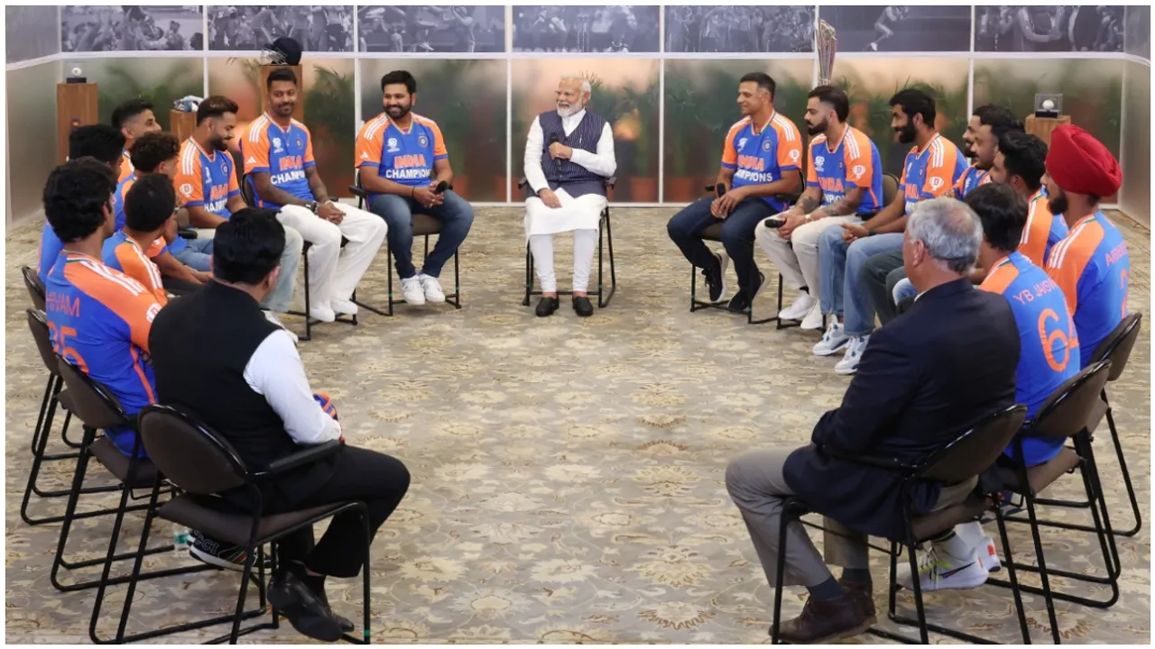 PM Modi: ఛాంపియన్లతో మోదీ చిట్ చాట్.. నవ్వులు పూయించిన వీడియో వైరల్!