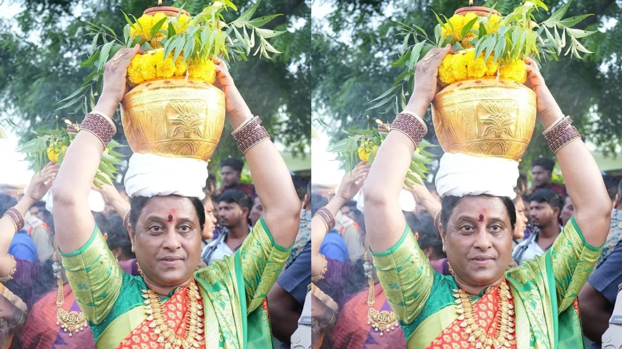 బోనం ఎత్తిన మంత్రి కొండా సురేఖ