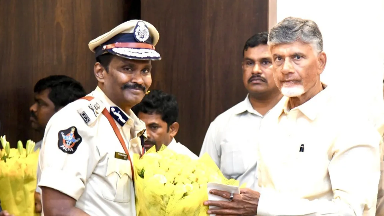 Sunil IPS: ఏపీ మాజీ సీఐడీ ఛీఫ్ సునీల్‌కు  టీడీపీ షాక్