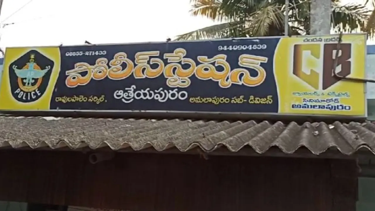 AP : కర్రలతో కొట్టుకున్న అన్నదమ్ములు.. తోటి కోడళ్ళు సైతం కొప్పులు పట్టుకుని..