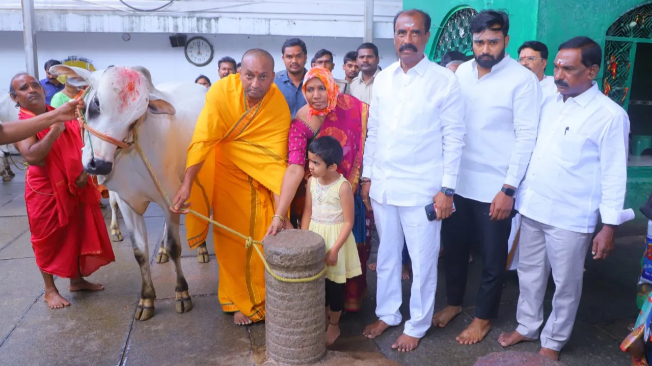 వేములవాడలో రఘునందన్ రావు ప్రత్యేక పూజలు