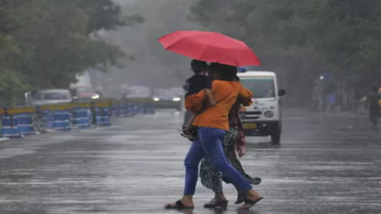 Telangana: తెలంగాణలో మరో రెండు రోజులు వానలే..వానలు!