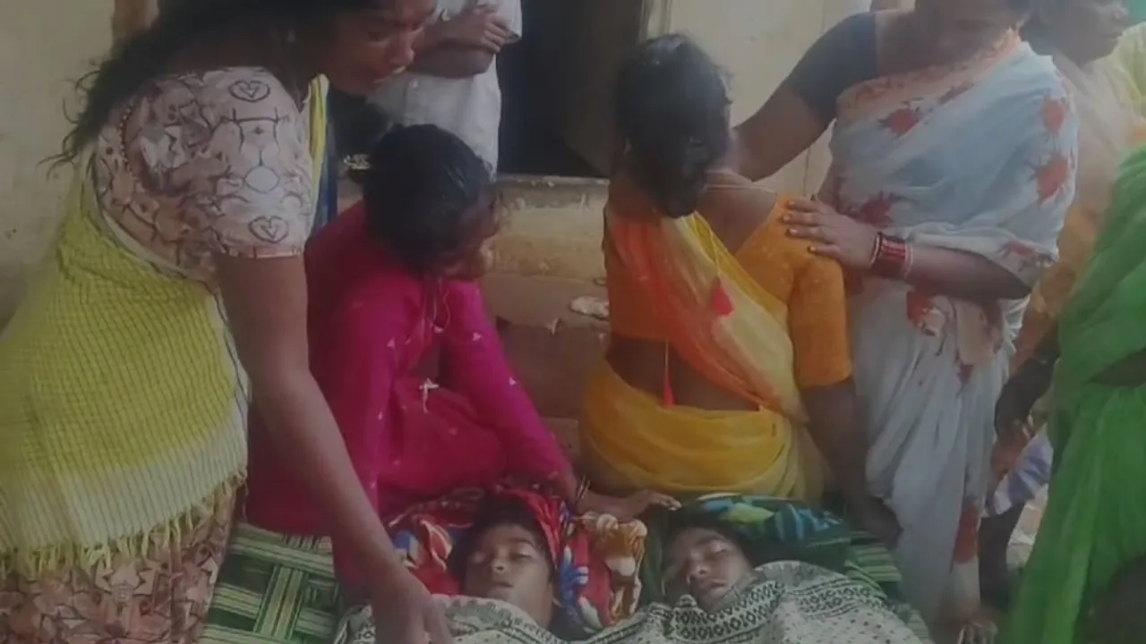 TS: కుటుంబంలో ఘోర విషాదం.. తల్లిదండ్రులకు తోడుగా వెళ్లిన అన్నా, తమ్ముడు మృతి..!