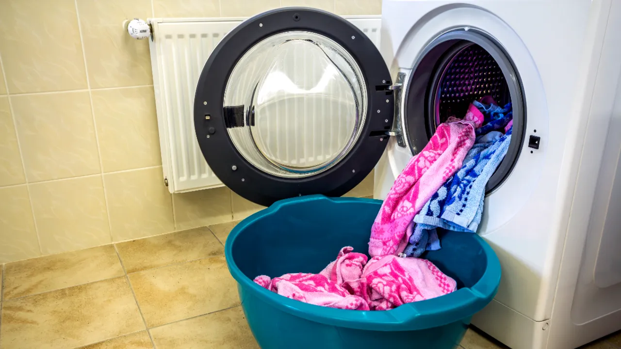 Home Tips: వాషింగ్ మెషీన్‌లో బరువైన దుప్పట్లను కడగడం కరెక్టేనా? మీరు కూడా ఈ తప్పు చేస్తున్నారా?