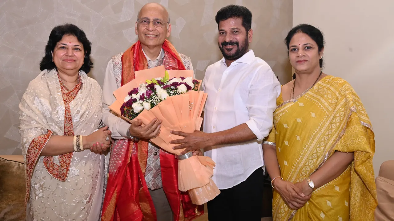 సీఎం రేవంత్ ను కలిసిన అభిషేక్ మను సింఘ్వీ