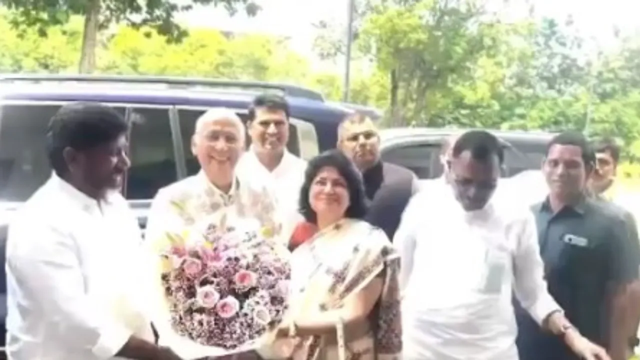 భట్టిని కలిసిన అభిషేక్ మను సింఘ్వి