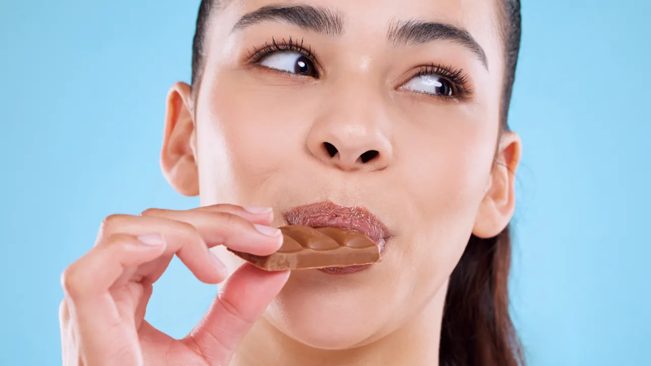 Chocolate Side Effects: చాక్లెట్ తినేవాళ్లకు భారీ షాక్!   