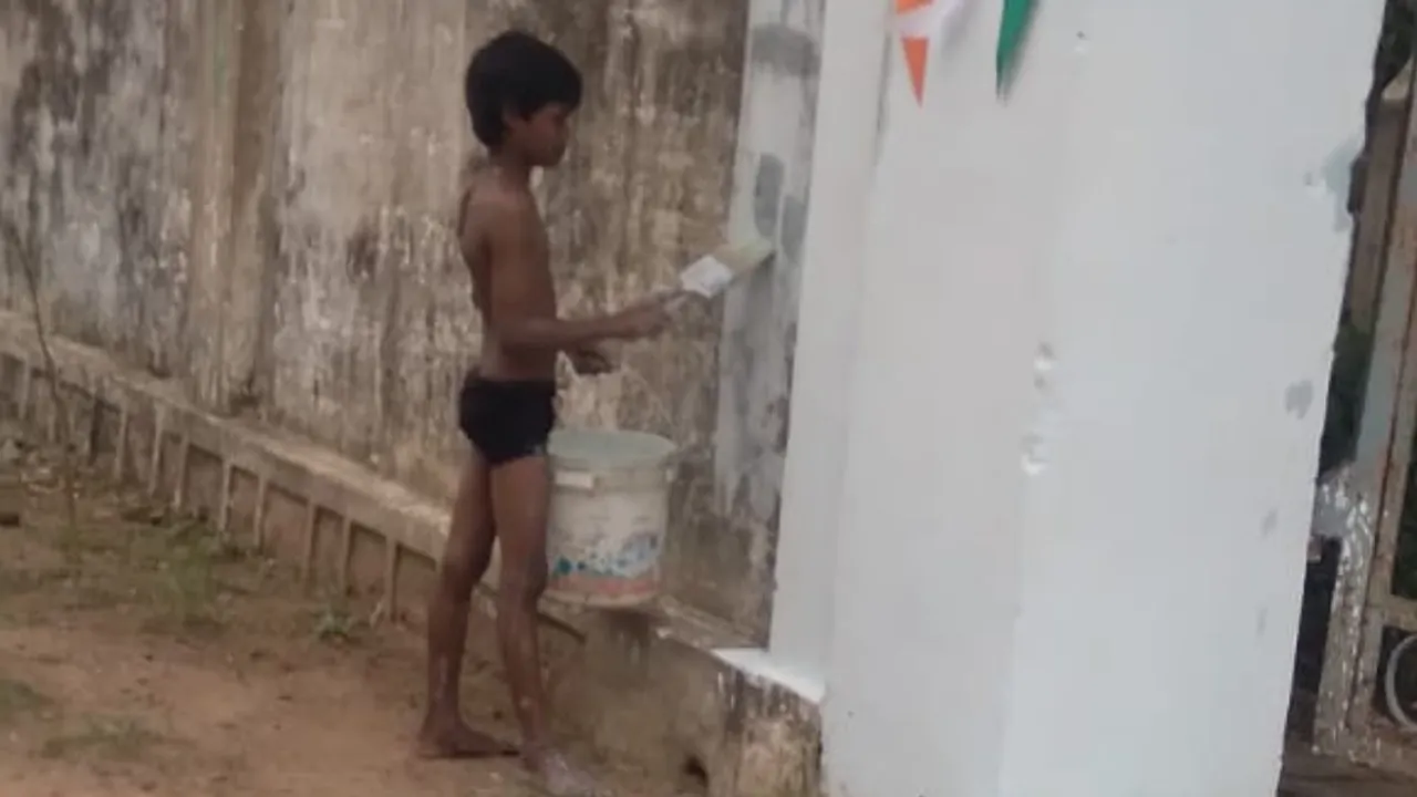 TS: పాపం.. విద్యార్థి.. స్వాతంత్య్ర దినోత్సవం సందర్భంగా ఘోర అవమానం..!