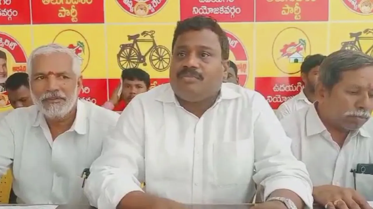 AP: అసత్య ప్రచారాలు చేస్తే చూస్తూ ఊరుకోం.. టీడీపీ నాయకుల వార్నింగ్..!