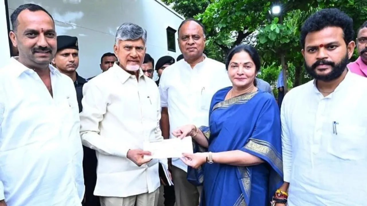 వరద బాధితులకు ఎంపీ వేమిరెడ్డి భారీ ఆర్థిక సాయం