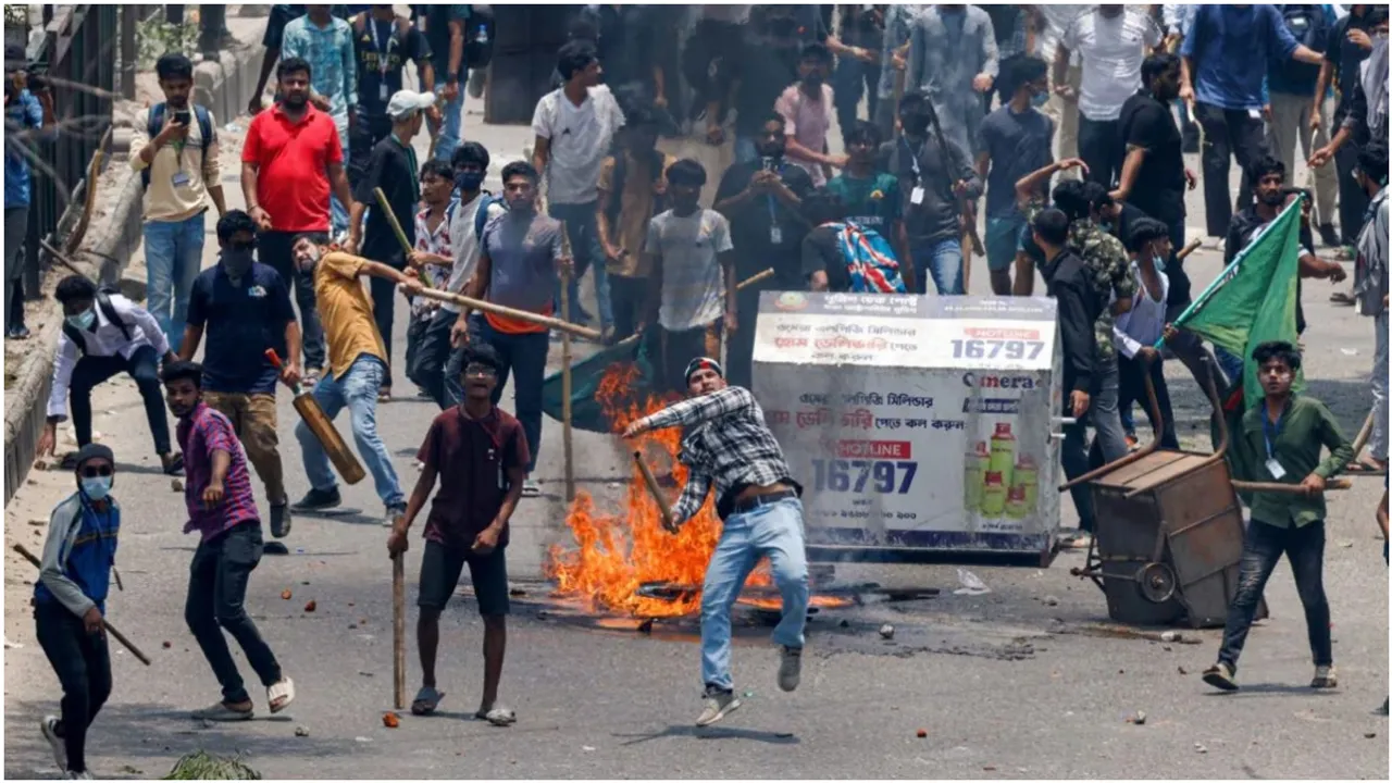 Bangladesh: బంగ్లాదేశ్‌లో హిందువులపై ఆగని దాడులు.. మహిళలే టార్గెట్‌గా!