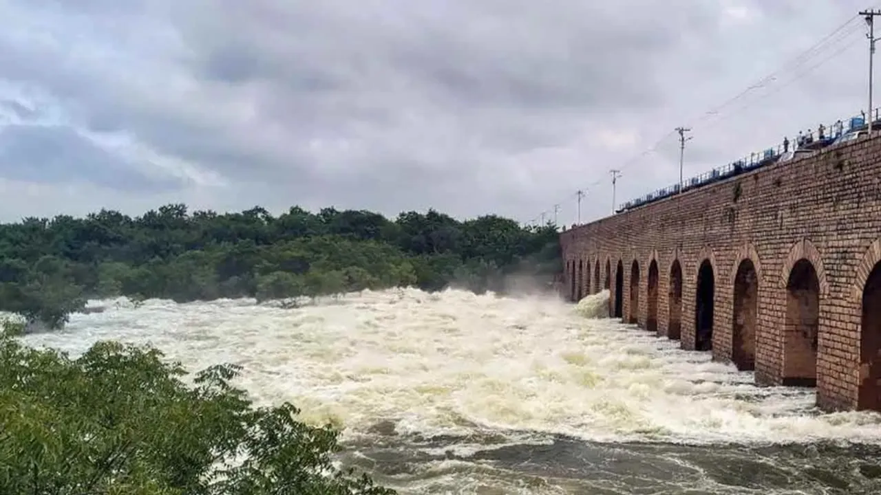 BREAKING: మూసీ పరివాహక ప్రాంతంలో హైఅలర్ట్