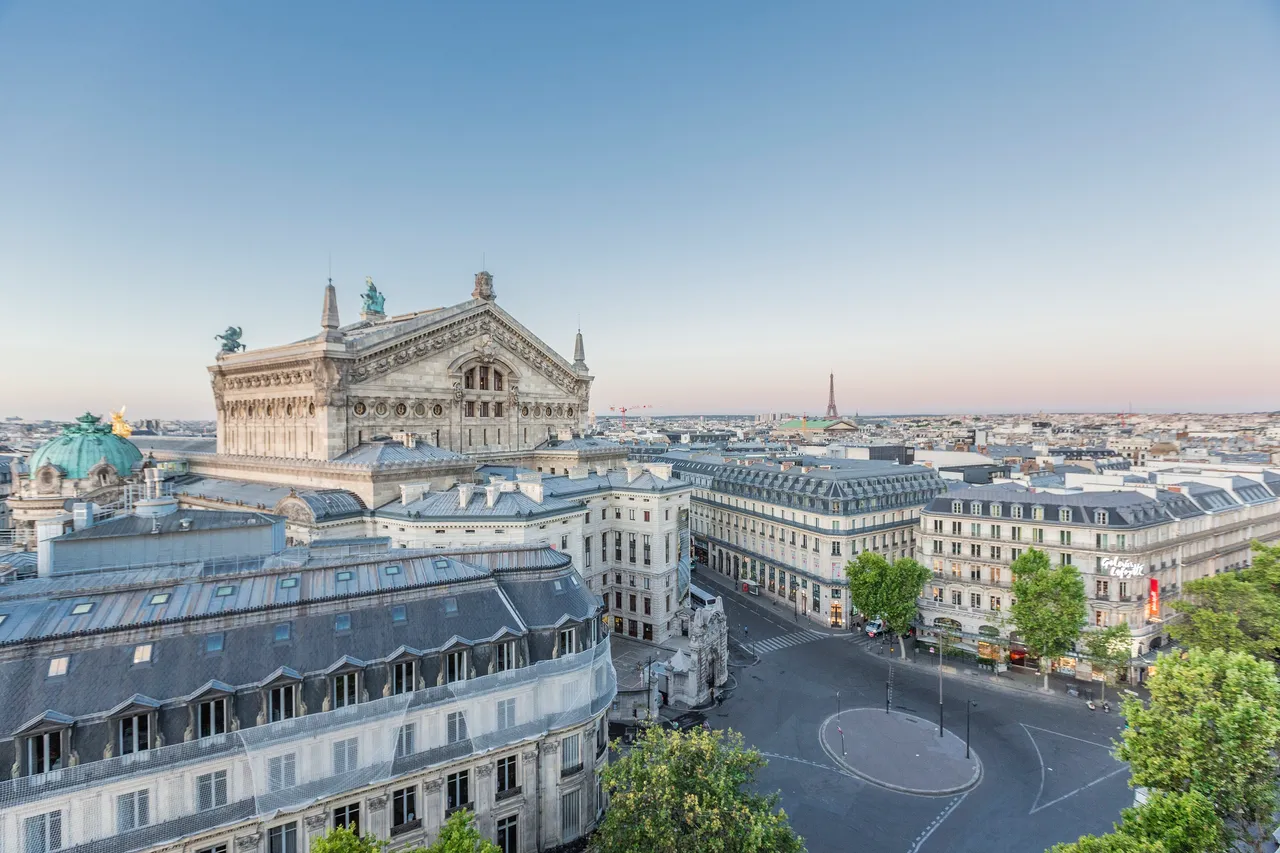 paris