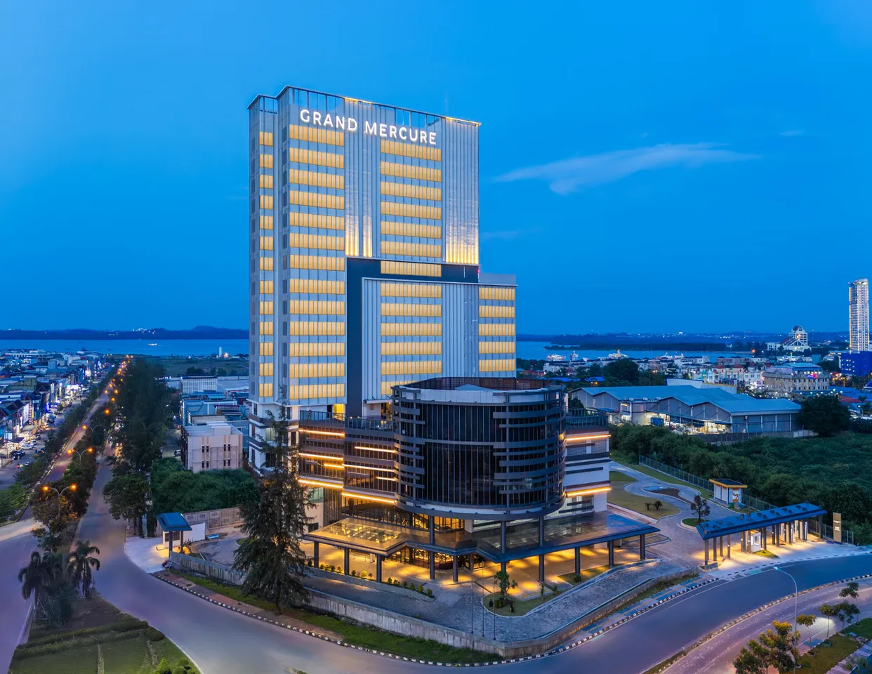 Premium Hospitality Arrives in Batam with the Opening of the Culturally Inspired Grand Mercure Batam Centre