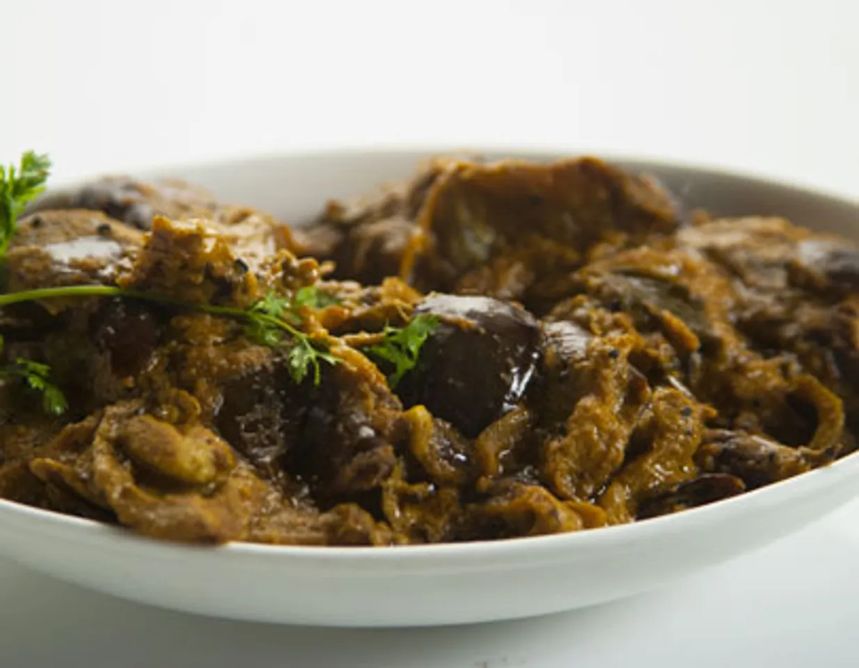 बघारे बैंगन