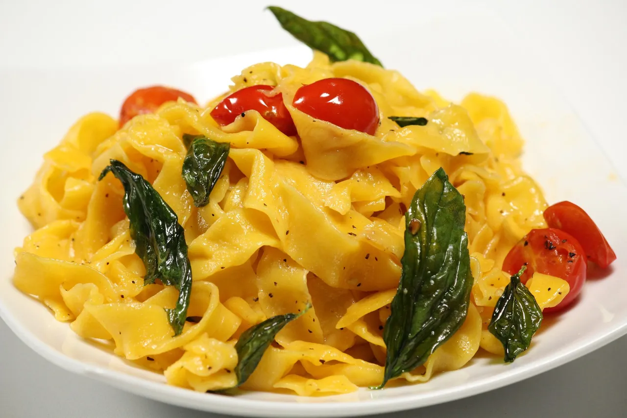 Carrot Fettuccini tossed with Basil - YT
