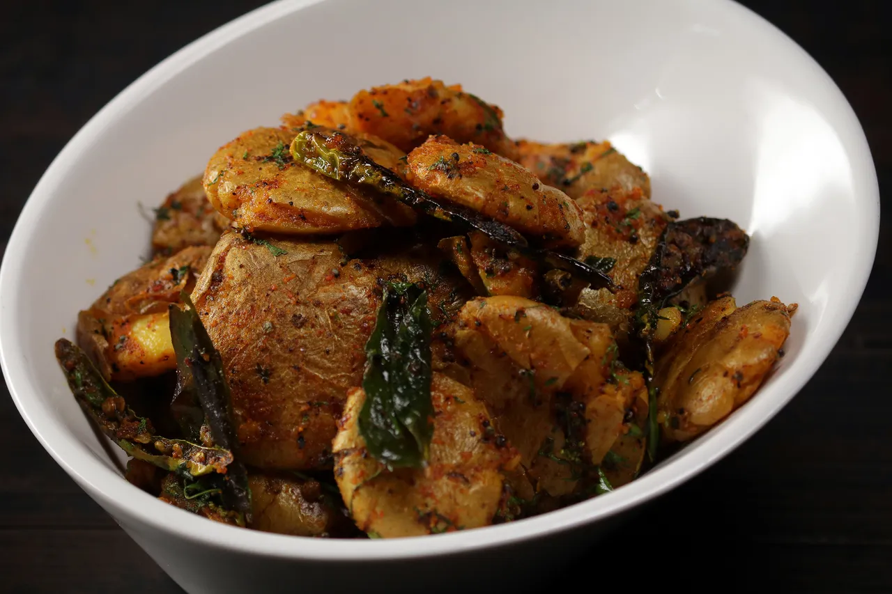 Molaga Podi Aloo Tuk - YT.JPG