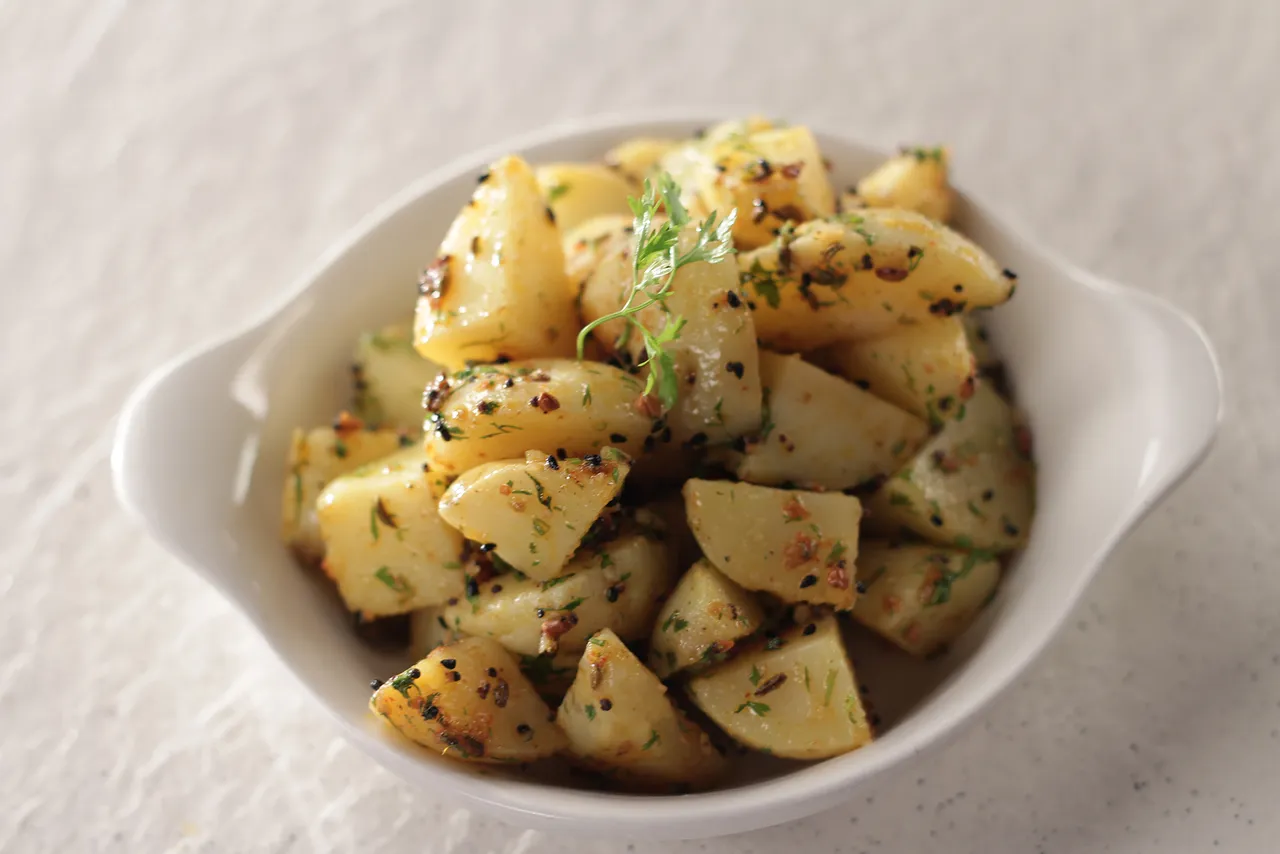 Achari Aloo - YT (3).JPG