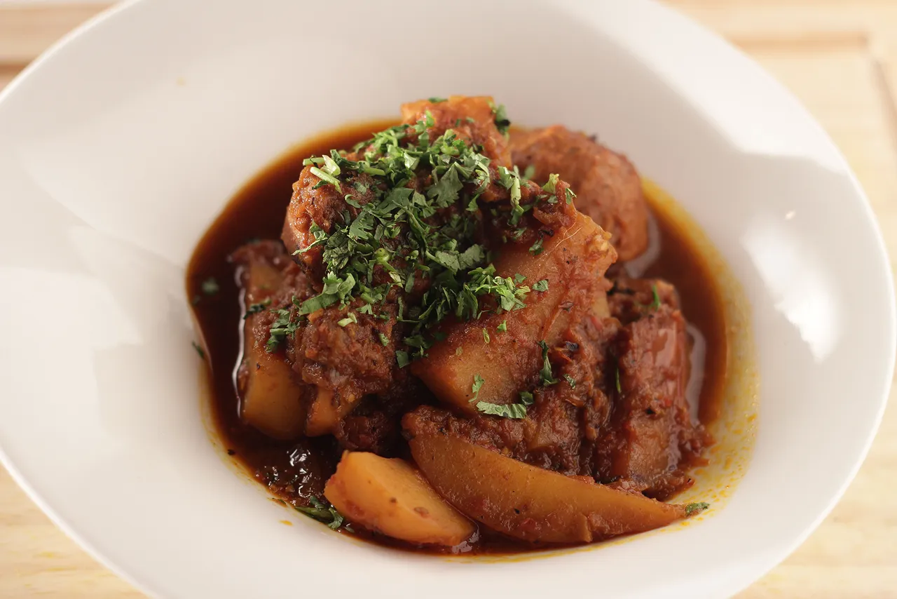 Aloo Wadiyon ki Sabzi - YT.JPG