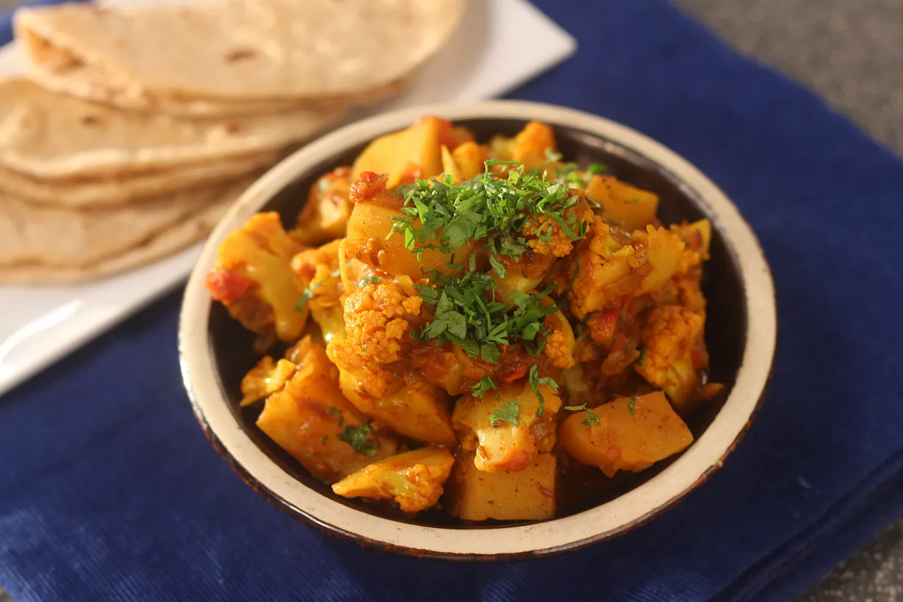 Aloo Gobhi - YT 