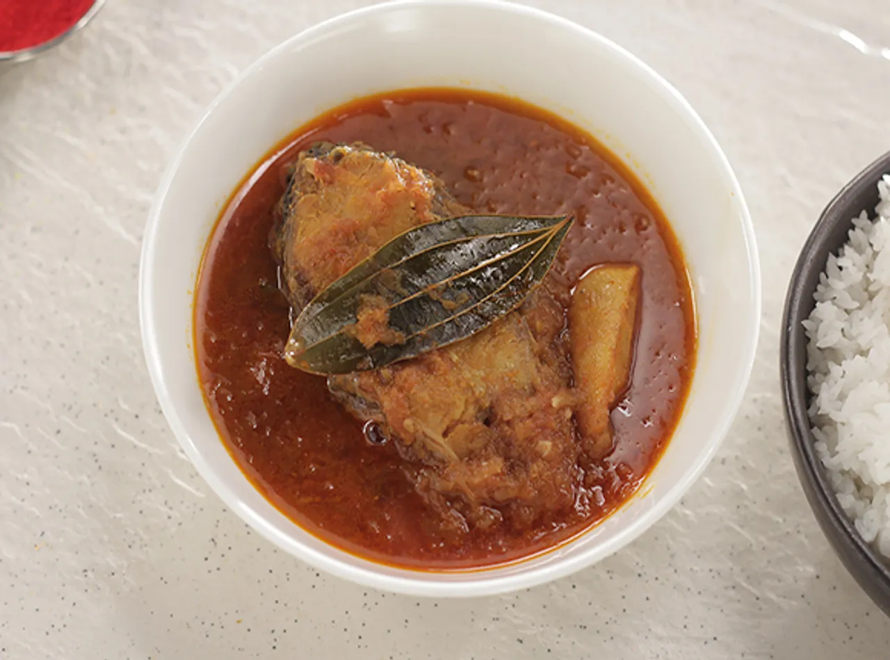 Macher Jhol Bhaat - SK Khazana
