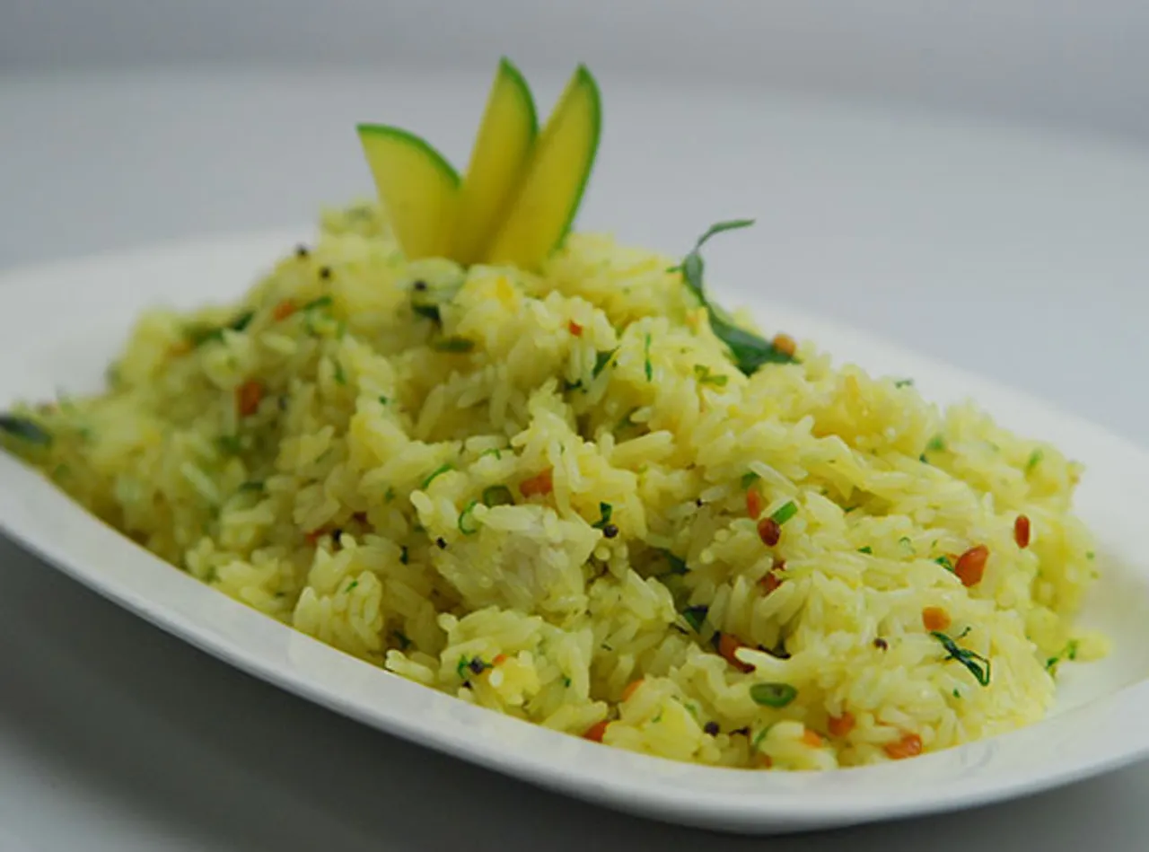 Raw Mango Rice-Cook Smart