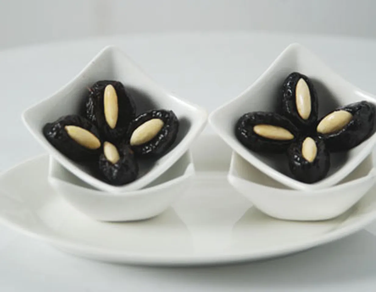 Prune And Almond Jugalbandi