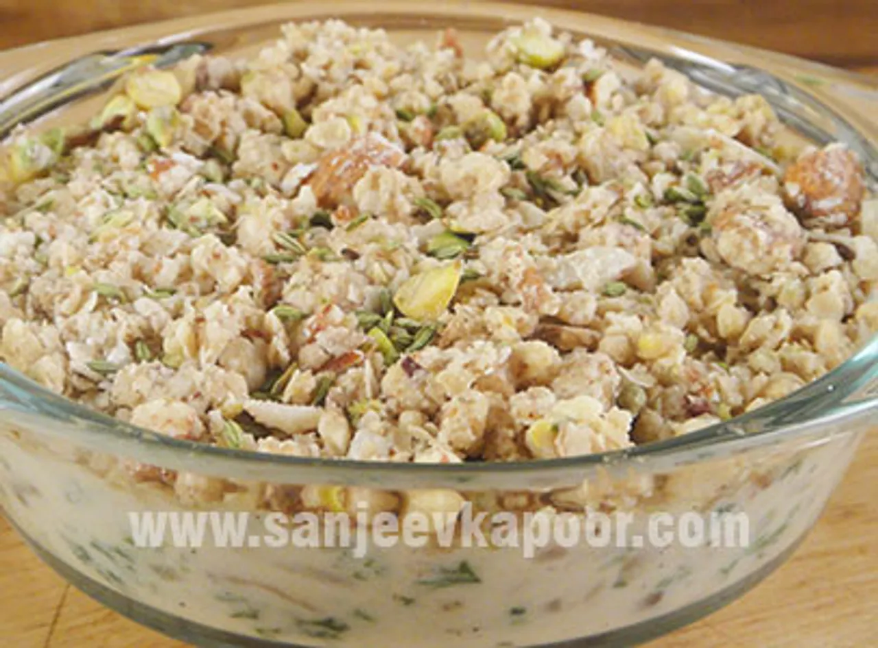 Baked Mushroom And Nut Crumble
