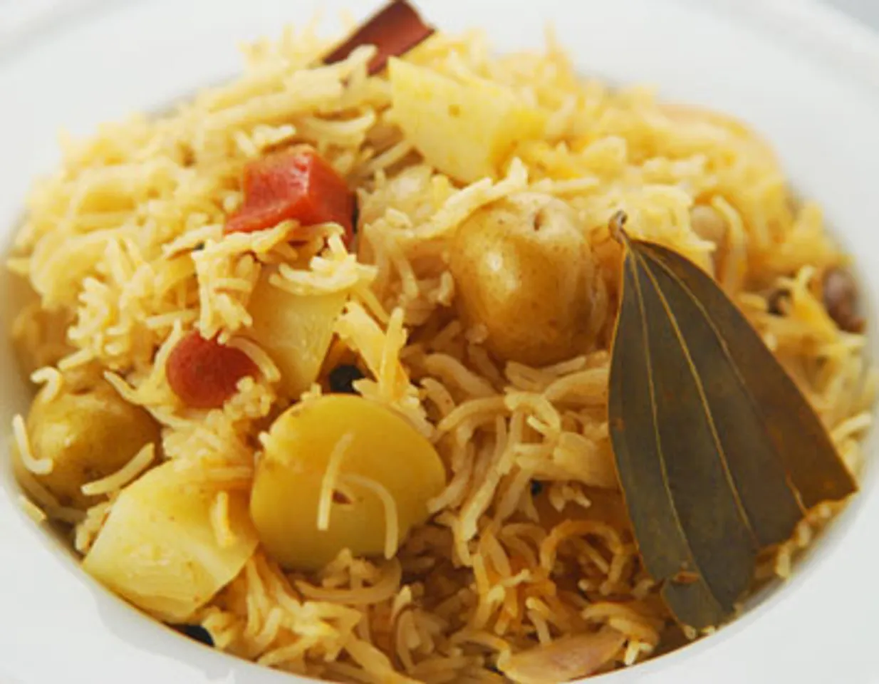 Achari Aloo Ki Tahiri