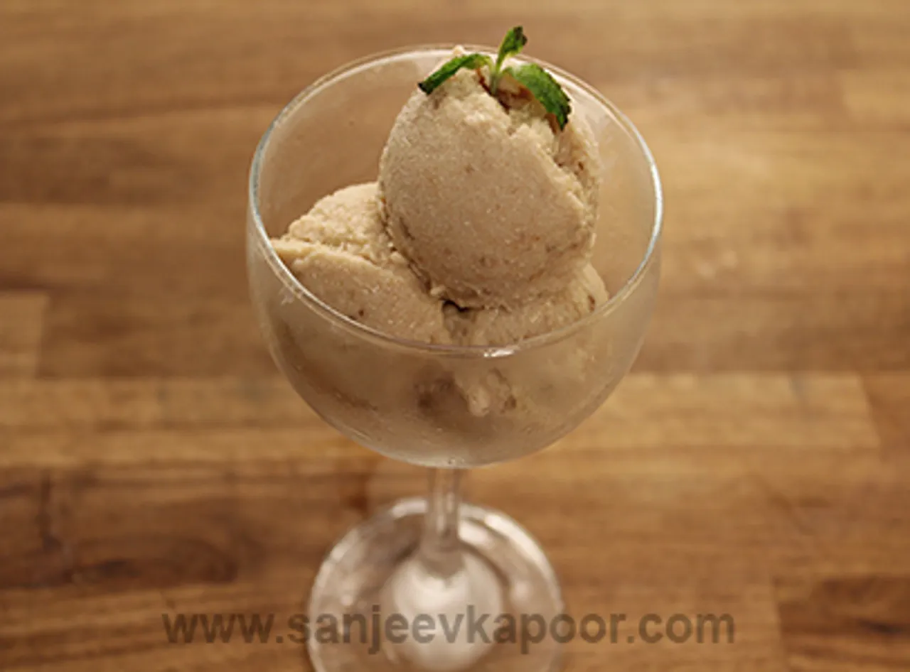 Chickoo Walnut Ice Cream