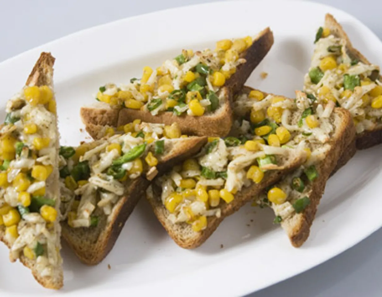 Grilled Corn And Capsicum Toasties