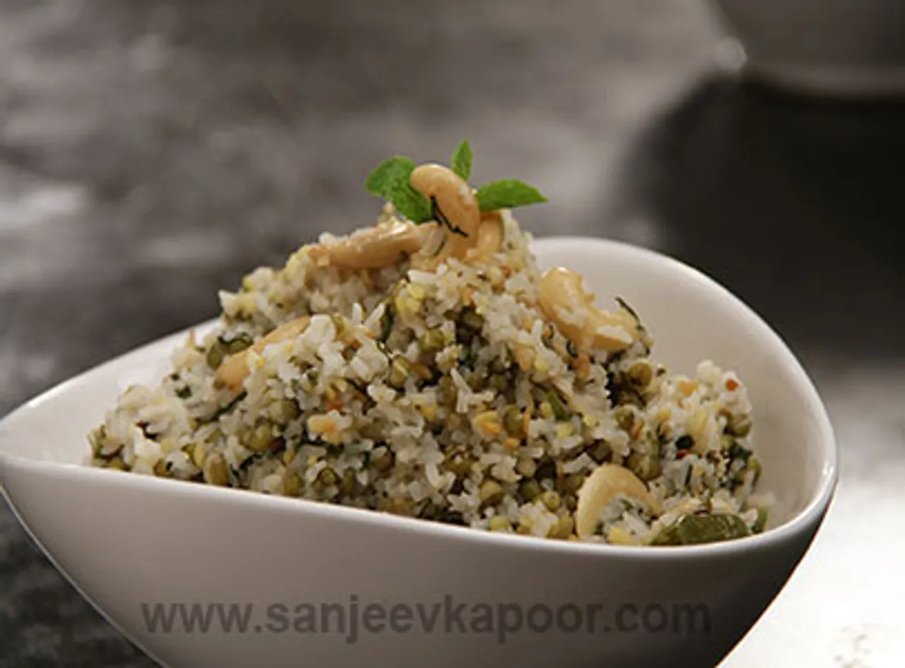 Moong aur Dhuli Moong ki Khichdi