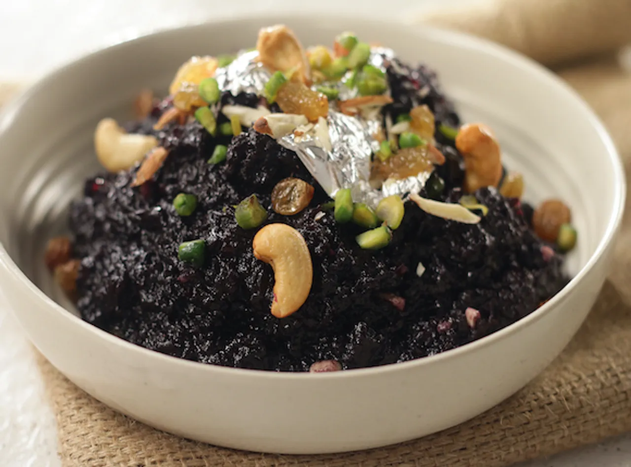 Kale Gajar ka Halwa 
