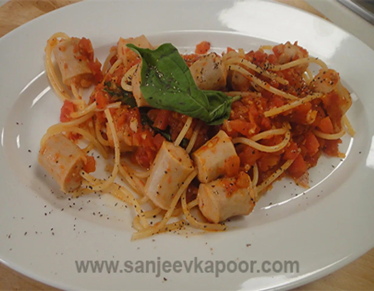 Spaghetti with Chicken Sausages